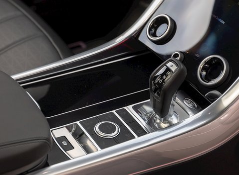 Land Rover Range Rover Sport 4.4 SDV8 Autobiography Dynamic 21