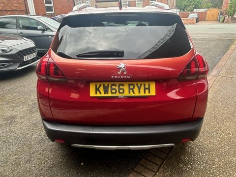 Peugeot 2008 PURETECH ALLURE 4
