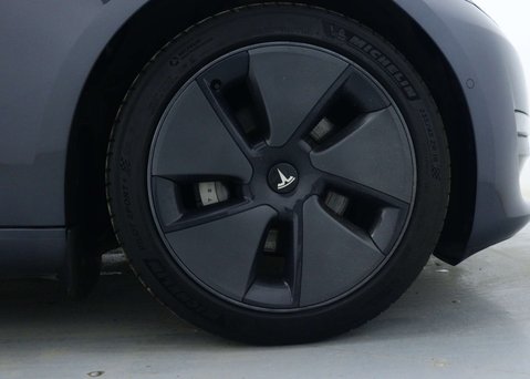 Tesla Model 3 (Dual Motor) Long Range Saloon 4dr Electric Auto 4WDE (346 ps) 16