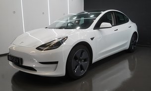 Tesla Model 3 RWD Standard Range Ryzen 1 Owner Adaptive LEDs Heat Pump Pano Roof  7