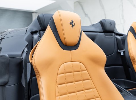 Ferrari Roma SPIDER 26