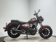 Keeway Superlight 125 2024 ONLY 800 MILES MOT SERVICED 125CC CRUISER BIKE 1