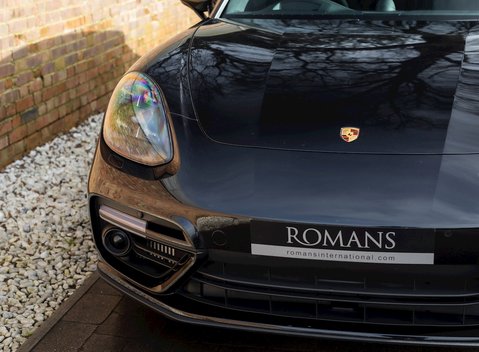 Porsche Panamera Turbo S E-Hybrid Sport Turismo 24