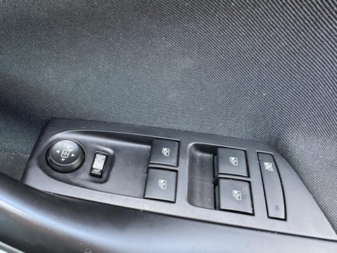 Vauxhall Astra 1.2 Turbo SRi Euro 6 (s/s) 5dr 24
