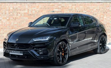 Lamborghini Urus 6