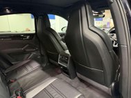 Porsche Cayenne 3.0 V6 E-Hybrid 14.1kWh Coupe 5dr Petrol Plug-in Hybrid TiptronicS 4WD Euro 44