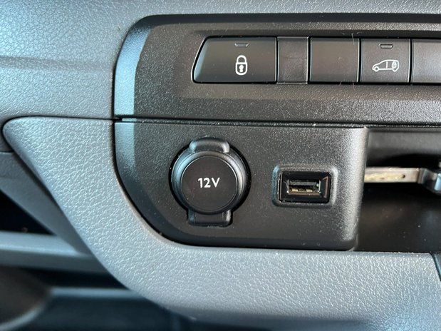 Vauxhall Vivaro SWB L1H1 Low Roof Sportive 2700 Air Con Sensors EURO 6 NO VAT 30