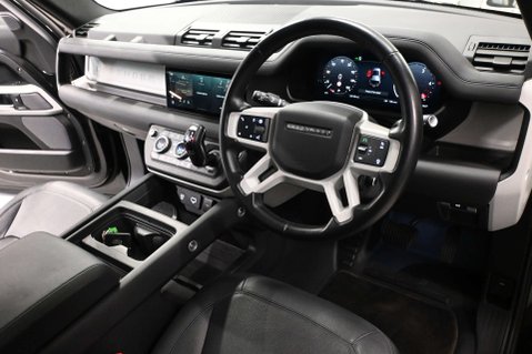 Land Rover Defender 3.0 Defender XS Edition D MHEV A 4WD 5dr 21