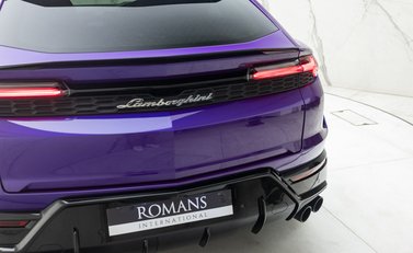 Lamborghini Urus SE 44
