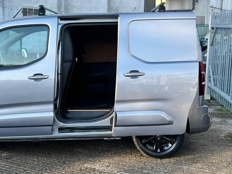 Citroen Berlingo 1000 DRIVER M BLUEHDI 22