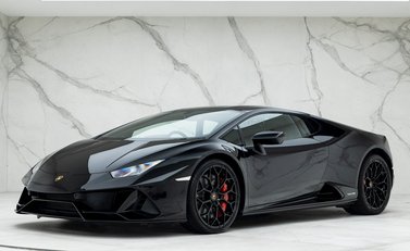 Lamborghini Huracan LP640-4 EVO 6