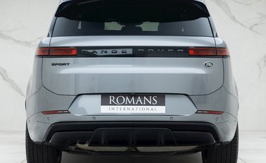 Land Rover Range Rover Sport D300 Dynamic SE 5