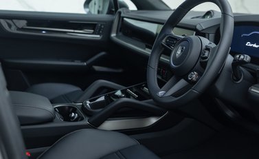 Porsche Cayenne TURBO E-HYBRID 13