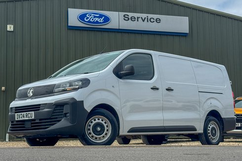Vauxhall Vivaro LWB L2H1 Low Roof Prime Aircon Cruise Sensors Nav EURO 6