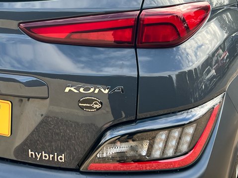Hyundai KONA GDI PREMIUM 16