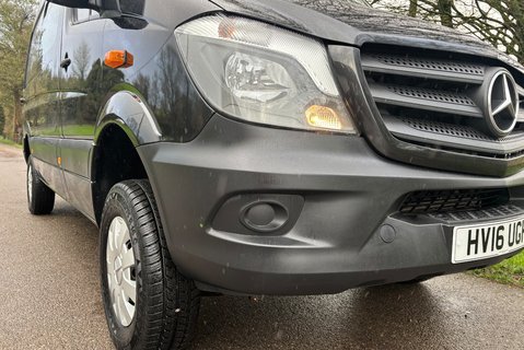 Mercedes-Benz Sprinter 313 Mwb Hr 4x4 Crew Van - Air Con 21