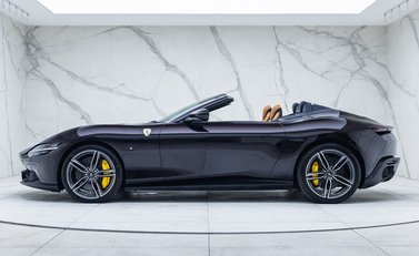 Ferrari Roma SPIDER 2