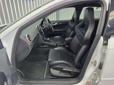 Audi RS3 2.5 TFSI Sportback 5dr Petrol S Tronic quattro Euro 5 (340 ps) 22