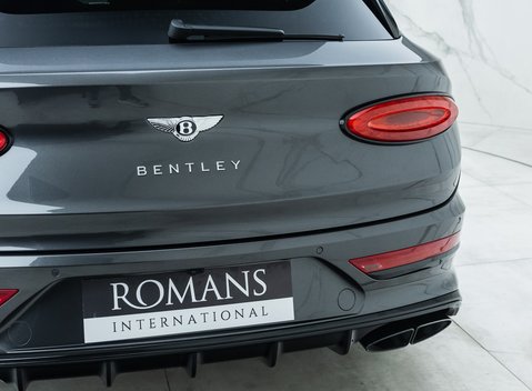 Bentley Bentayga Hybrid First Edition 33