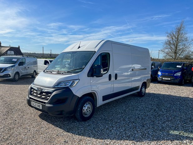 Vauxhall Movano LWB L3H2 (SOLD) Medium Roof F3500 Air Con Nav Tow Bar EURO 6 NO VAT 2