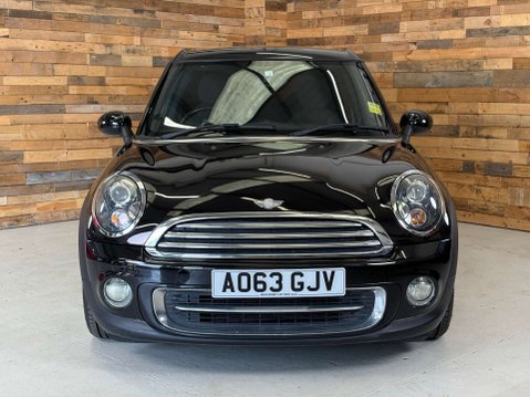 Mini Clubman 1.6 Cooper Estate 5dr Petrol Auto Euro 6 (122 ps)