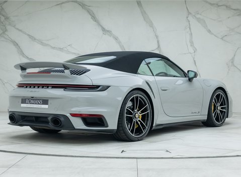 Porsche 911 Turbo S Cabriolet (992) 9