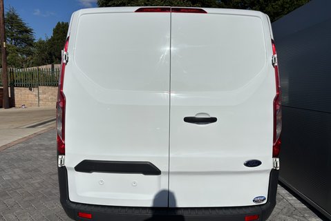 Ford Transit Custom 310 L1 105 ps Base Panel Van - Air Con 13