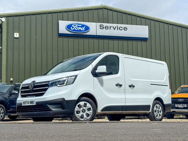 Renault Trafic SWB L1H1 [SOLD MM] Low Roof Advance SL30 Air Con Nav Sensors EURO 6 1
