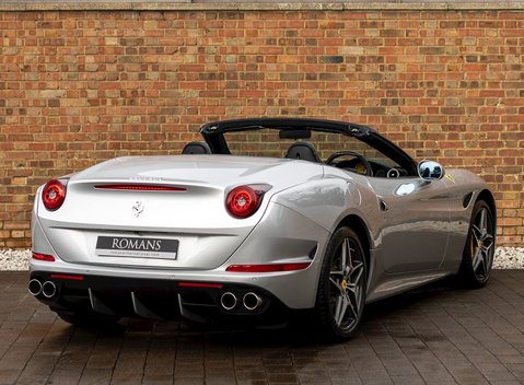 Ferrari California T 7