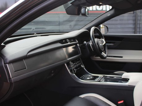 Jaguar XF 3.0 XF V6 S D Auto 4dr 