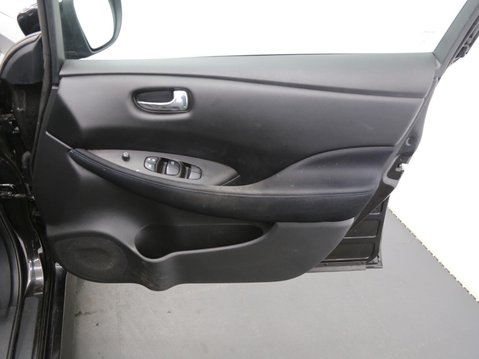 Nissan LEAF 39kWh Acenta Auto 5dr 20