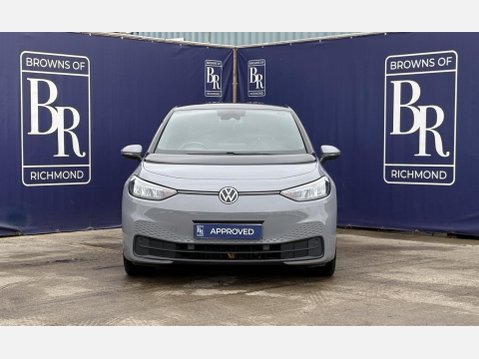 Volkswagen ID.3 Pro Performance 58kWh Life Hatchback 5dr Electric Auto (204 ps) 9