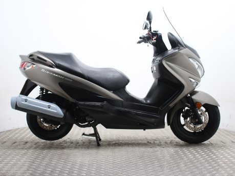 Suzuki Burgman 200 UH 200 AL7