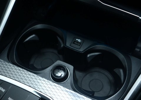 BMW 3 Series 2.0 320i M Sport Saloon 4dr Petrol Auto Euro 6 (s/s) (184 ps) 32