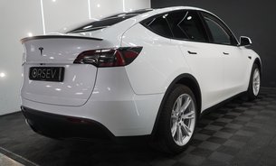 Tesla Model Y RWD TOW BAR Front PPF GROK AI Adaptive LEDs Heated Seats & Steering Wheel 5