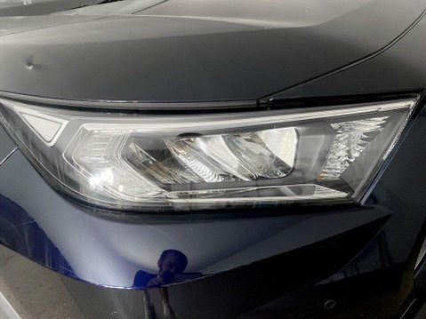 Toyota Rav4 2.5 VVT-h GPF Design SUV 5dr Petrol Hybrid CVT Euro 6 (s/s) (218 ps) Cruis 9