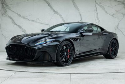 Aston Martin DBS Superleggera 