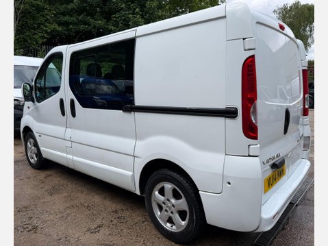 Vauxhall Vivaro 2.0 2900 CDTi Sportive Crew Van 5dr Diesel Manual FWD L1 (195 g/km, 113 bhp 12