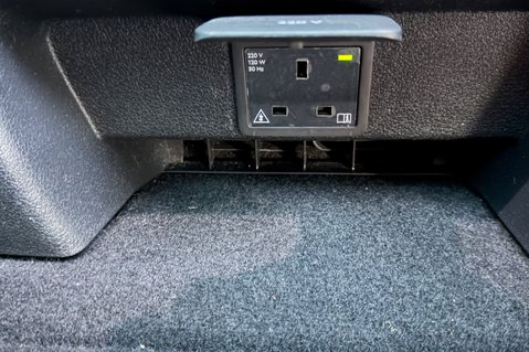 Toyota Proace Verso D-4D L2 VIP - 7 SEATER - AUTOMATIC  38