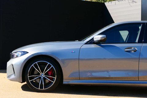 BMW 3 Series 2.0 320i M Sport Auto 4dr 10