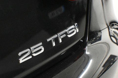 Audi A1 1.0 A1 Sportback 25 TFSI Technik 5dr 8