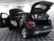 Mercedes-Benz GLA GLA 200 SPORT PREMIUM 21