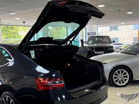 Skoda Superb 2.0 TDI Laurin & Klement DSG Euro 6 (s/s) 5dr 46