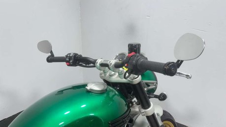Triumph Speed Twin 2021 11K 1 OFF CUSTOM OUTSTANDING CONDITION MODERN RETRO 24