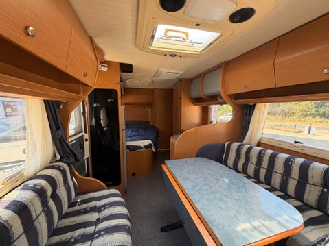 Laika Evovip R718 FIXED BED 4 BERTH LOW PROFILE COACH BUILT MOTORHOME 18