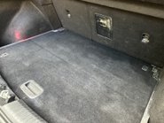 Hyundai i30 1.6 CRDI SE NAV 5 Dr 19