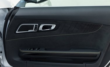 Mercedes-Benz Amg GT GT R Premium 17