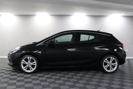 Vauxhall Astra SRI VX-LINE NAV S/S 18