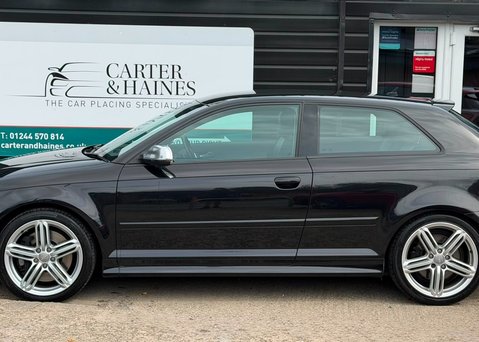 Audi A3 2.0 TFSI Hatchback 3dr Petrol S Tronic quattro Euro 5 (265 ps) 5