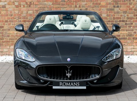 Maserati Grancabrio Sport 8